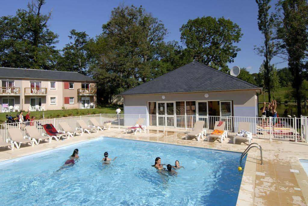 Residence Odalys Le Hameau Du Lac Rignac  Eksteriør billede